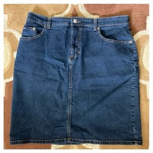 Denim skirt